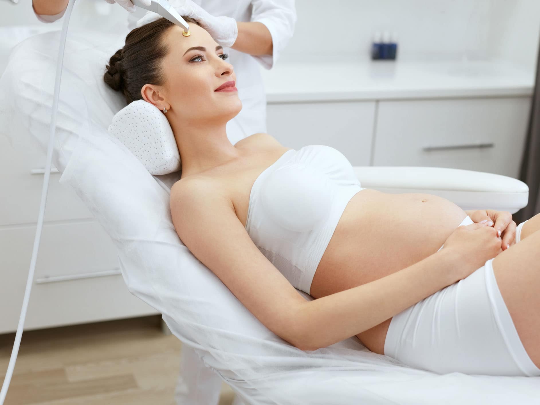 Cosmetology Clinic. Pregnant Woman Getting Face Skin Peeling | Dr. César Padilla, Málaga